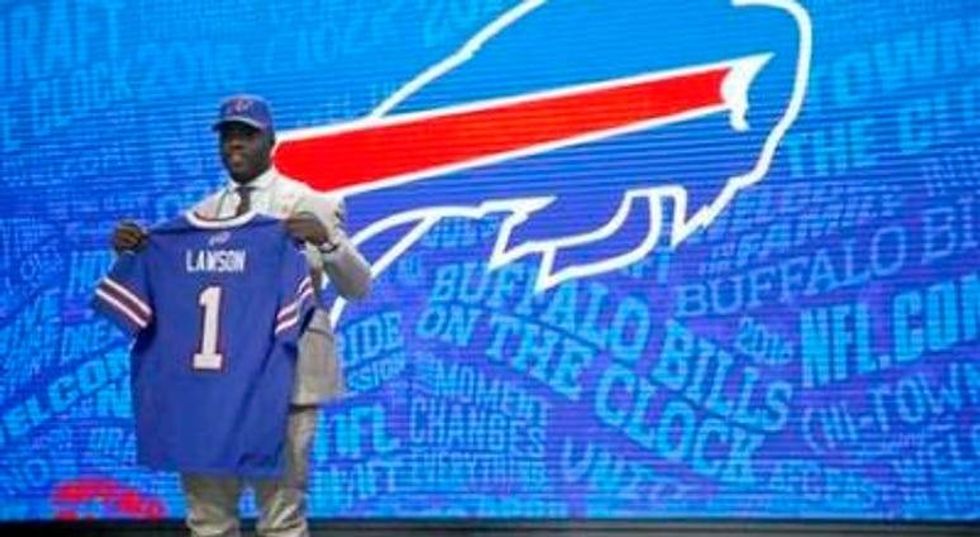 PHOTOS: Bills Pick Shaq Lawson