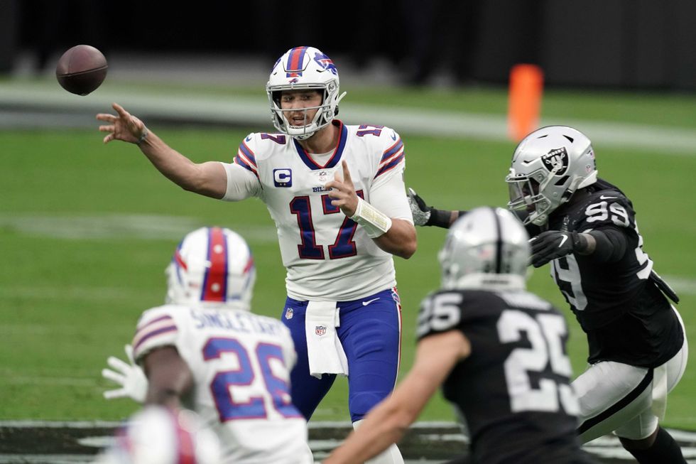 PHOTOS: Bills-Raiders in Vegas