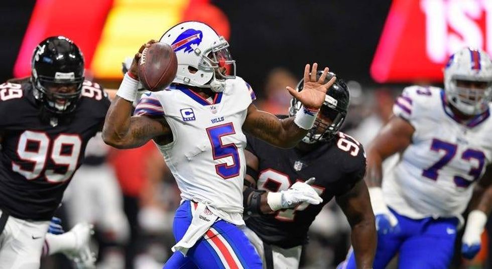 PHOTOS: Bills shock Falcons 23-17
