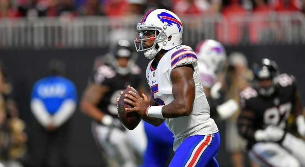 PHOTOS: Bills shock Falcons 23-17