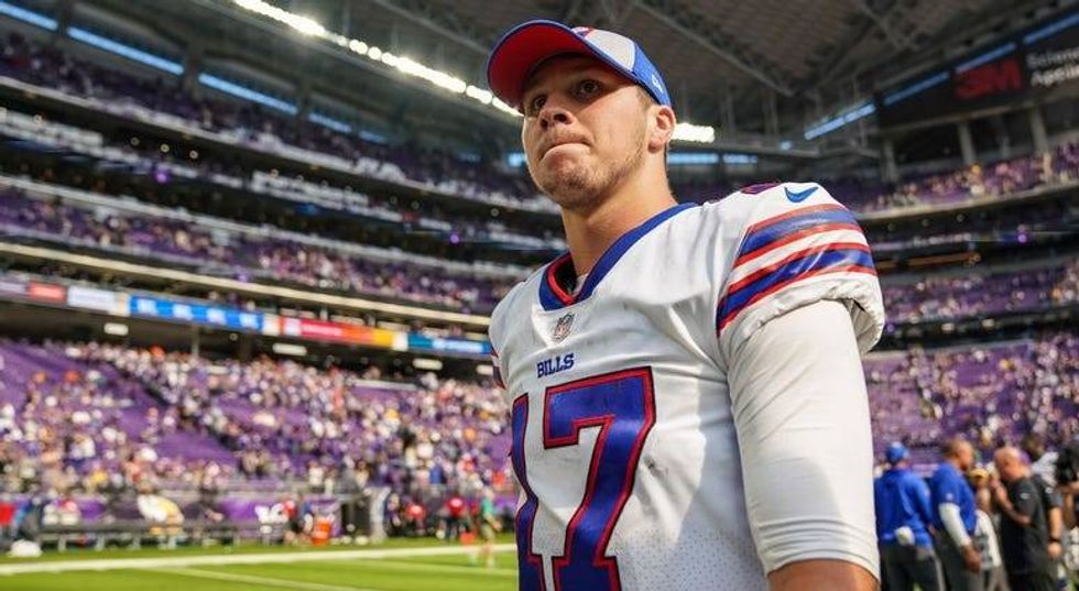 PHOTOS: Bills shock the Vikings and NFL with 27-6 win