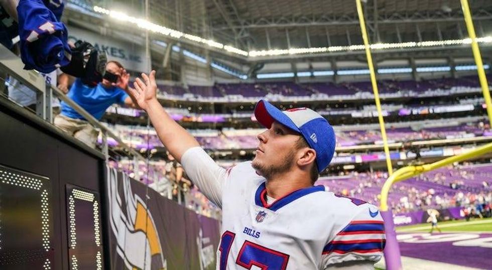 PHOTOS: Bills shock the Vikings and NFL with 27-6 win
