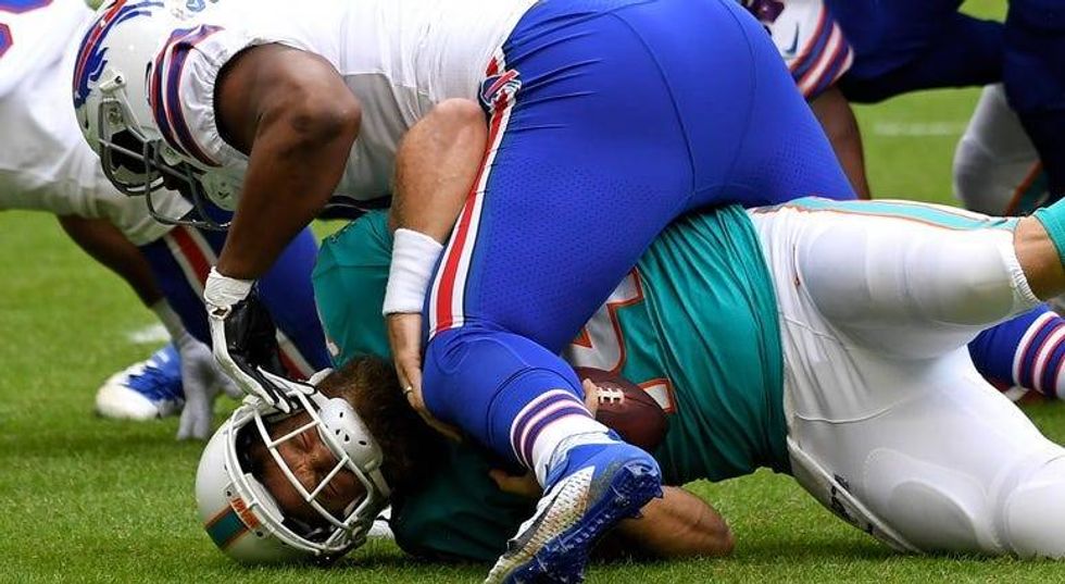 PHOTOS: Bills Sink Dolphins 37-20