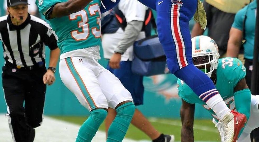 PHOTOS: Bills Sink Dolphins 37-20