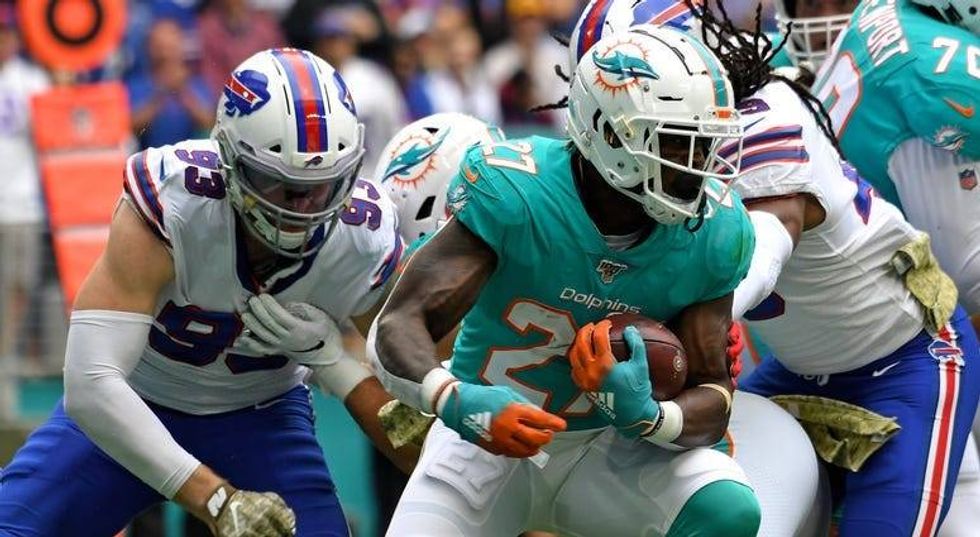 PHOTOS: Bills Sink Dolphins 37-20