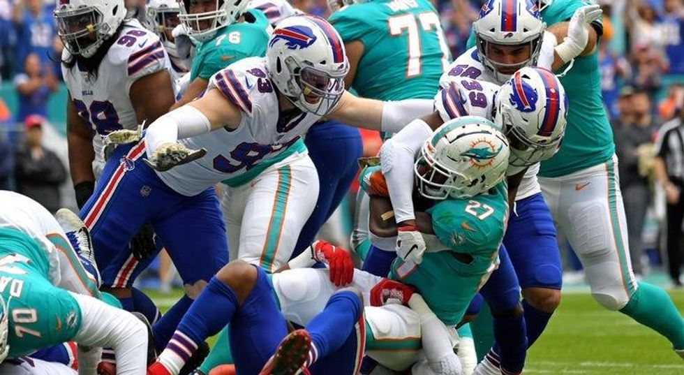 PHOTOS: Bills Sink Dolphins 37-20
