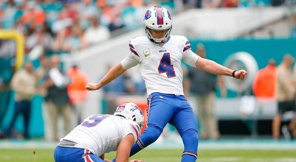 PHOTOS: Bills Sink Dolphins 37-20