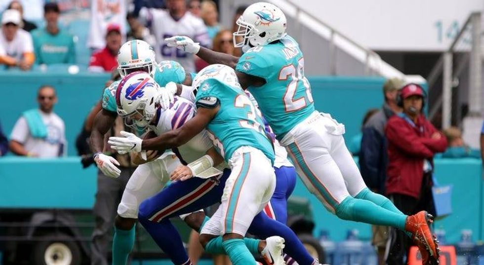 PHOTOS: Bills Sink Dolphins 37-20