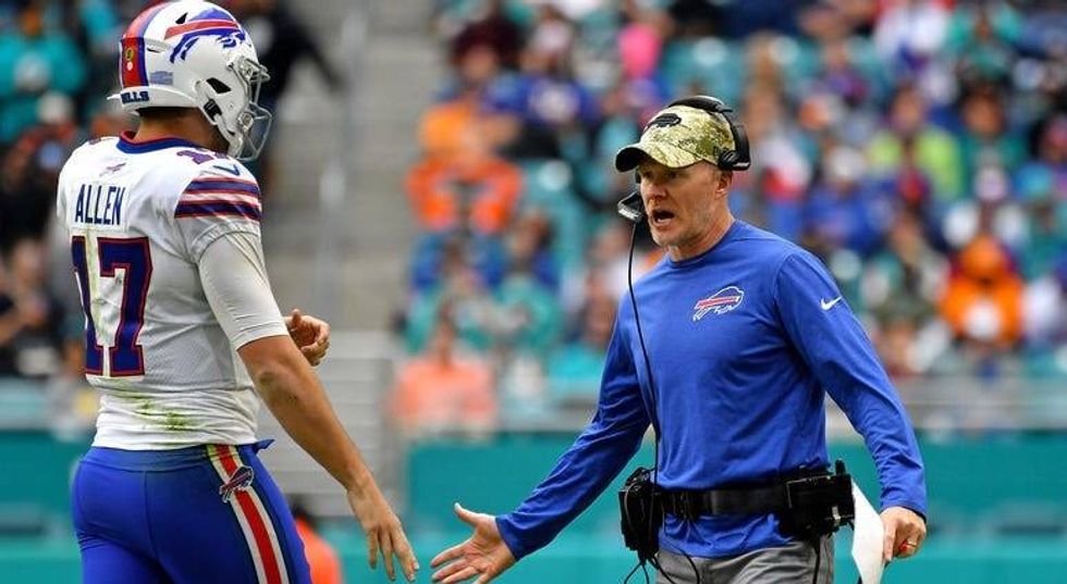 PHOTOS: Bills Sink Dolphins 37-20