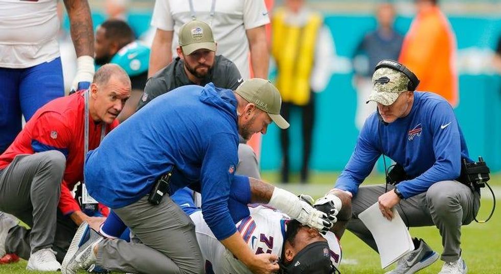 PHOTOS: Bills Sink Dolphins 37-20