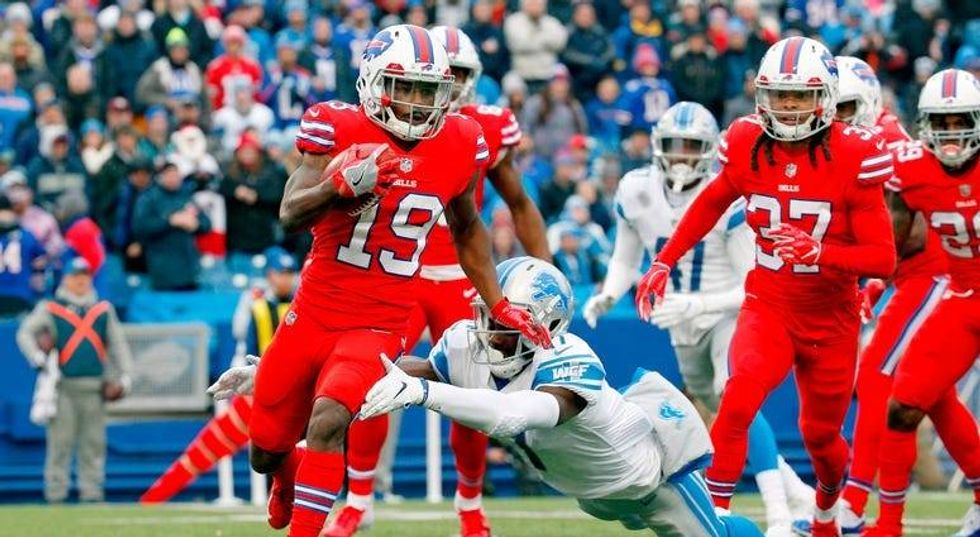 PHOTOS: Bills tame Lions 14-13 at New Era Field