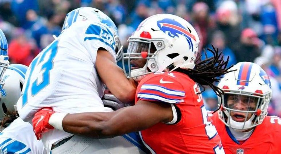 PHOTOS: Bills tame Lions 14-13 at New Era Field
