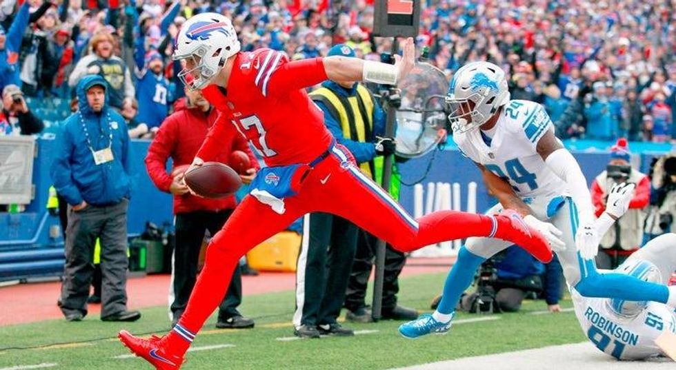 PHOTOS: Bills tame Lions 14-13 at New Era Field