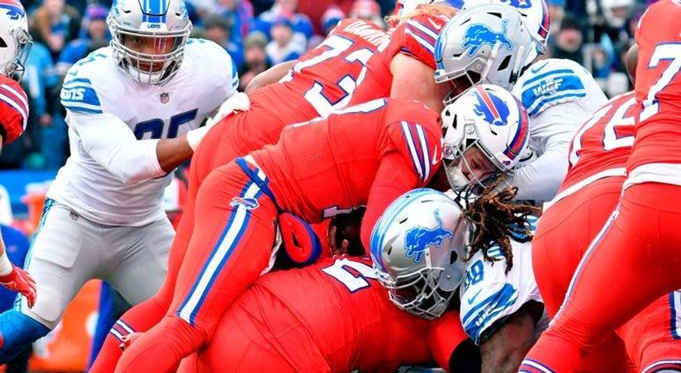PHOTOS: Bills tame Lions 14-13 at New Era Field