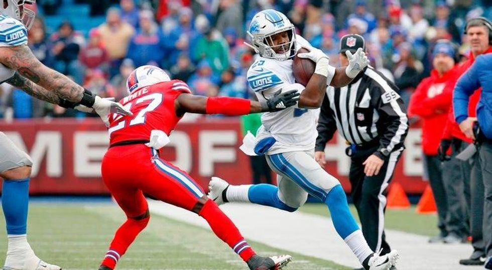 PHOTOS: Bills tame Lions 14-13 at New Era Field