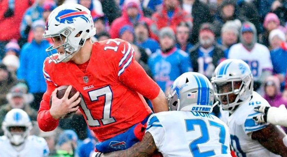 PHOTOS: Bills tame Lions 14-13 at New Era Field