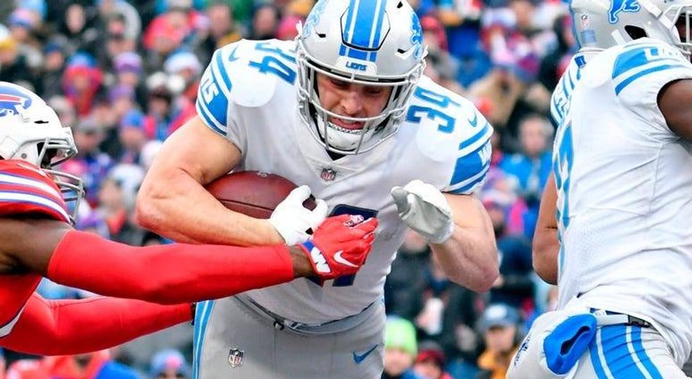 PHOTOS: Bills tame Lions 14-13 at New Era Field