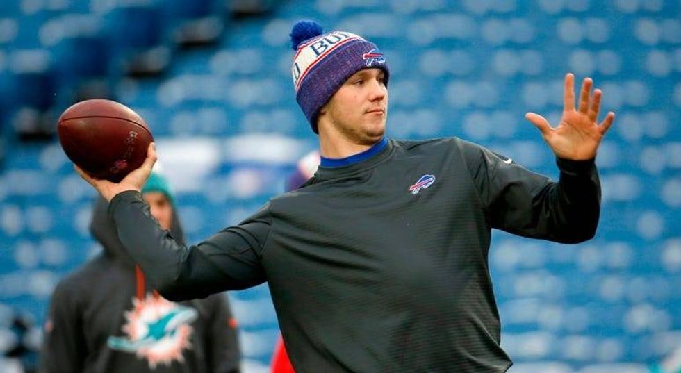 PHOTOS: Buffalo Bills close out season with 42-17 win over Dolphins