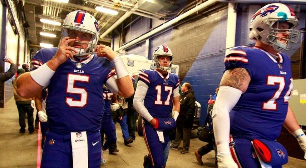 PHOTOS: Buffalo Bills close out season with 42-17 win over Dolphins