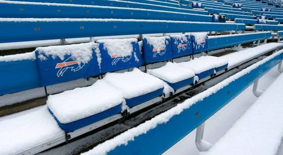 PHOTOS: Buffalo Bills close out season with 42-17 win over Dolphins