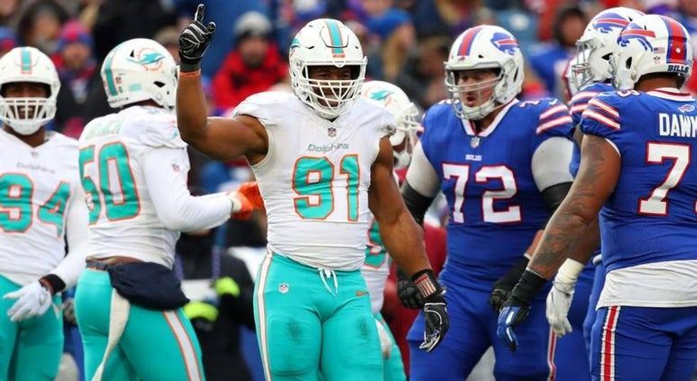 PHOTOS: Buffalo Bills close out season with 42-17 win over Dolphins