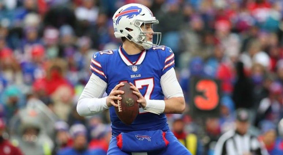 PHOTOS: Buffalo Bills close out season with 42-17 win over Dolphins