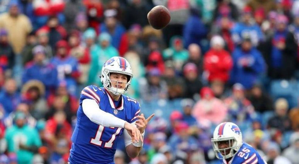 PHOTOS: Buffalo Bills close out season with 42-17 win over Dolphins