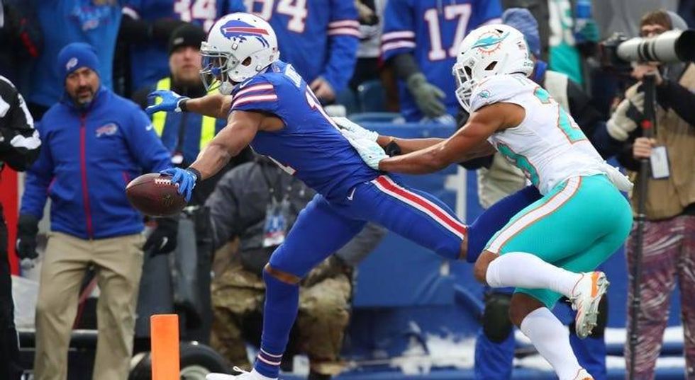 PHOTOS: Buffalo Bills close out season with 42-17 win over Dolphins