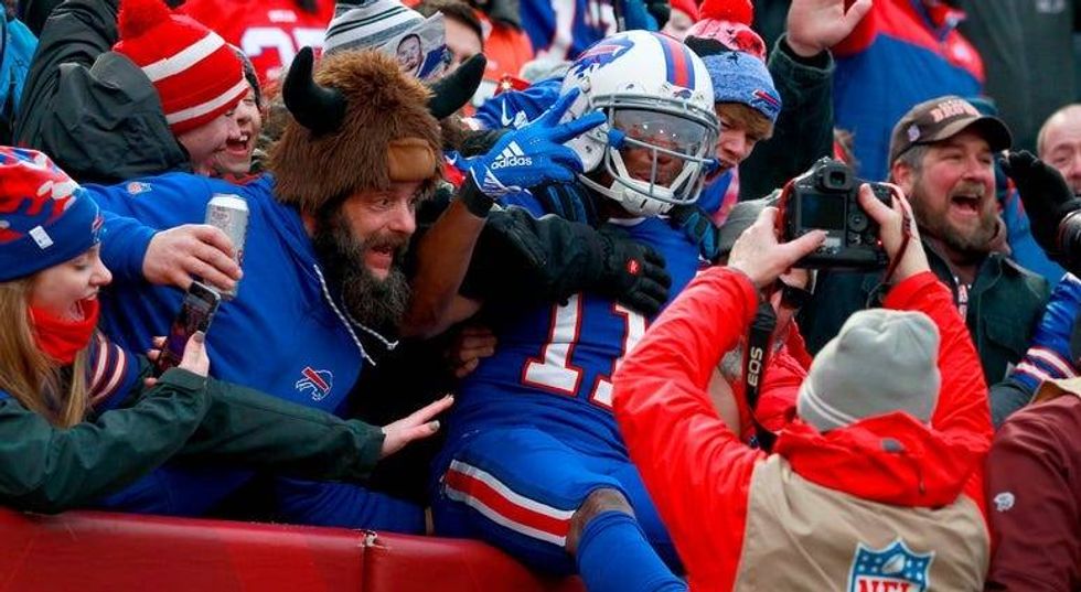 PHOTOS: Buffalo Bills close out season with 42-17 win over Dolphins