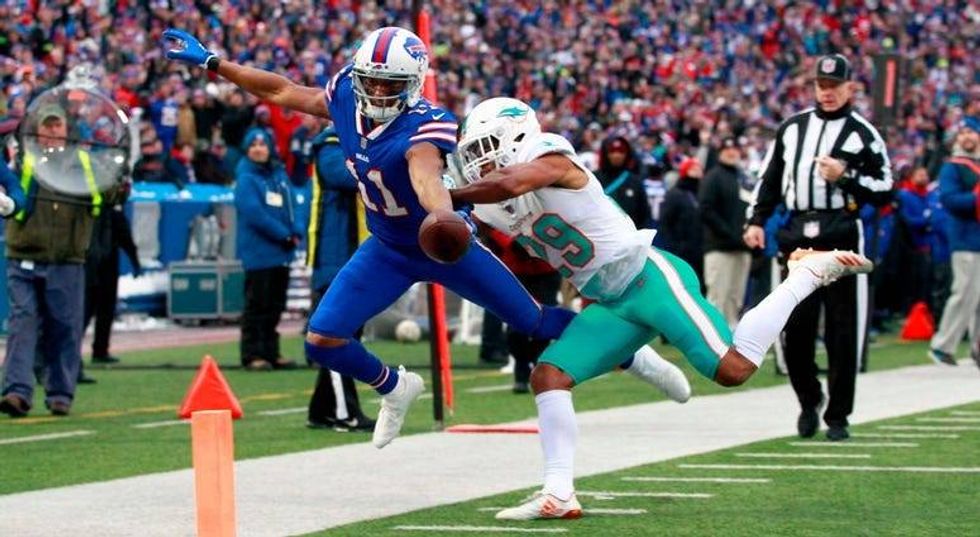 PHOTOS: Buffalo Bills close out season with 42-17 win over Dolphins