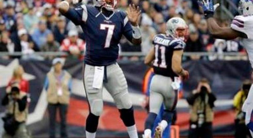 PHOTOS: Buffalo Bills Handle Brady-less Patriots 16-0
