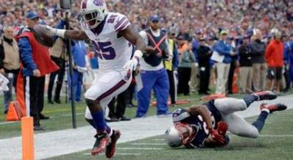 PHOTOS: Buffalo Bills Handle Brady-less Patriots 16-0