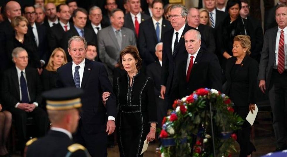 PHOTOS: President George H.W. Bush lies in state at U.S.Capitol