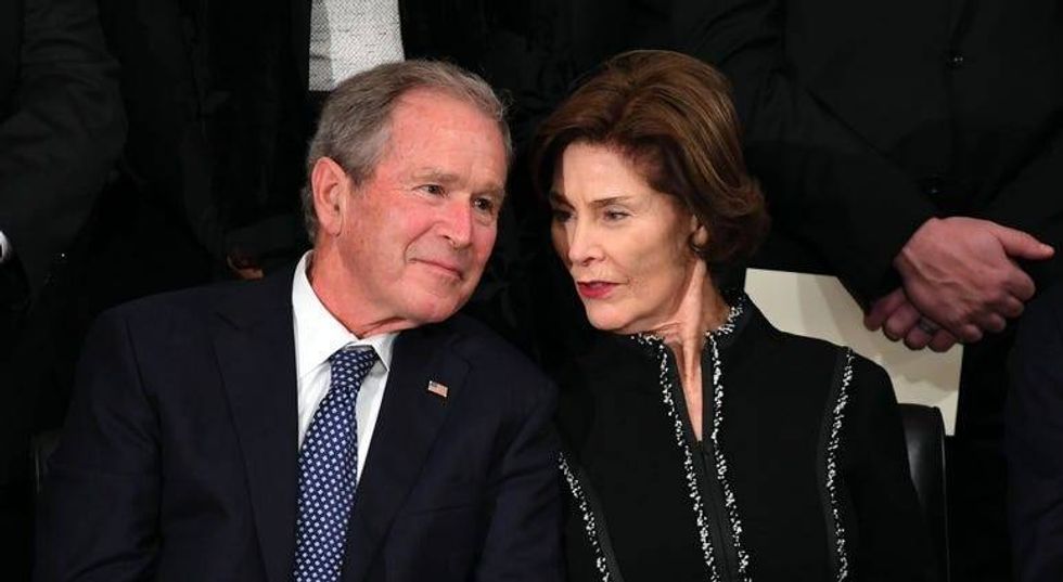 PHOTOS: President George H.W. Bush lies in state at U.S.Capitol
