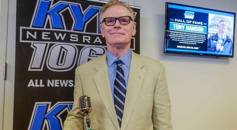 PHOTOS: Retired KYW Newsradio reporter Tony Hanson inducted into Hall of Fame