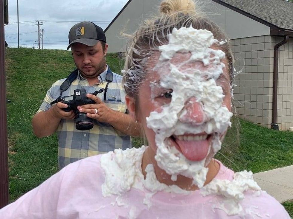 pie in face