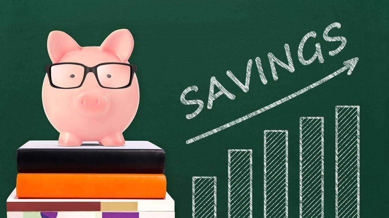 Piggy bank and savings chart