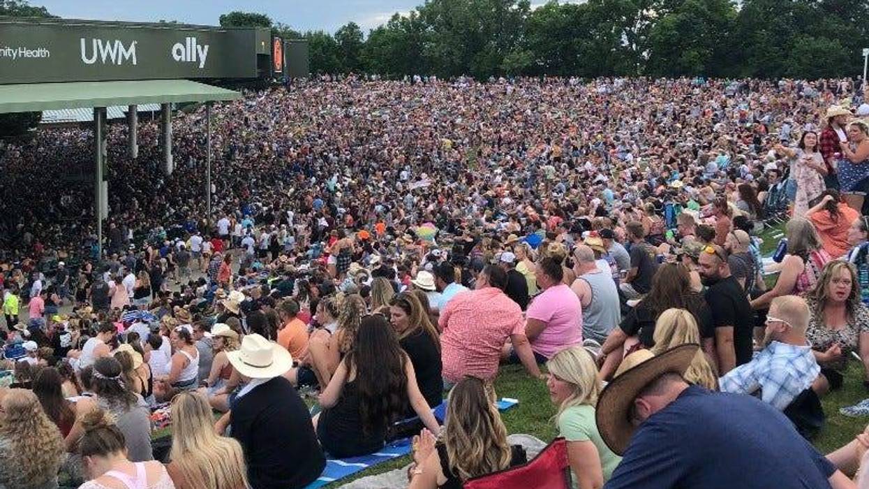 Pine Knob Crowd at WYCD Hoedown 2022