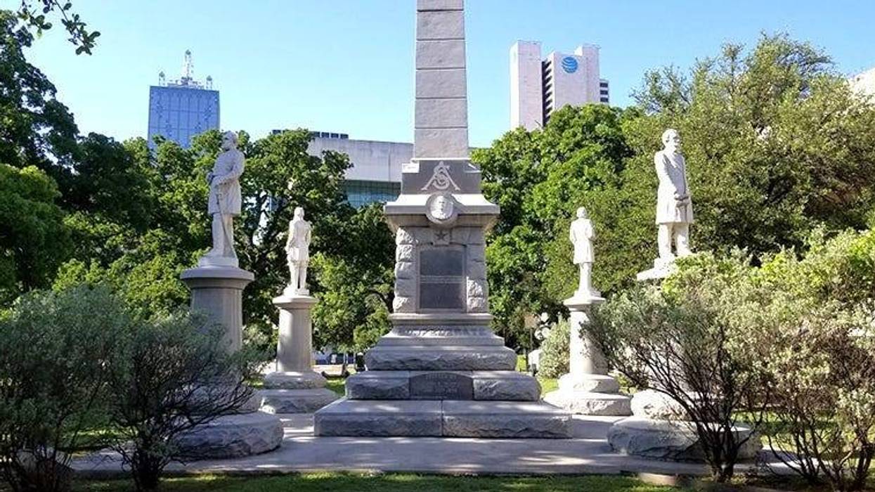 Pioneer Park Confederate Monument