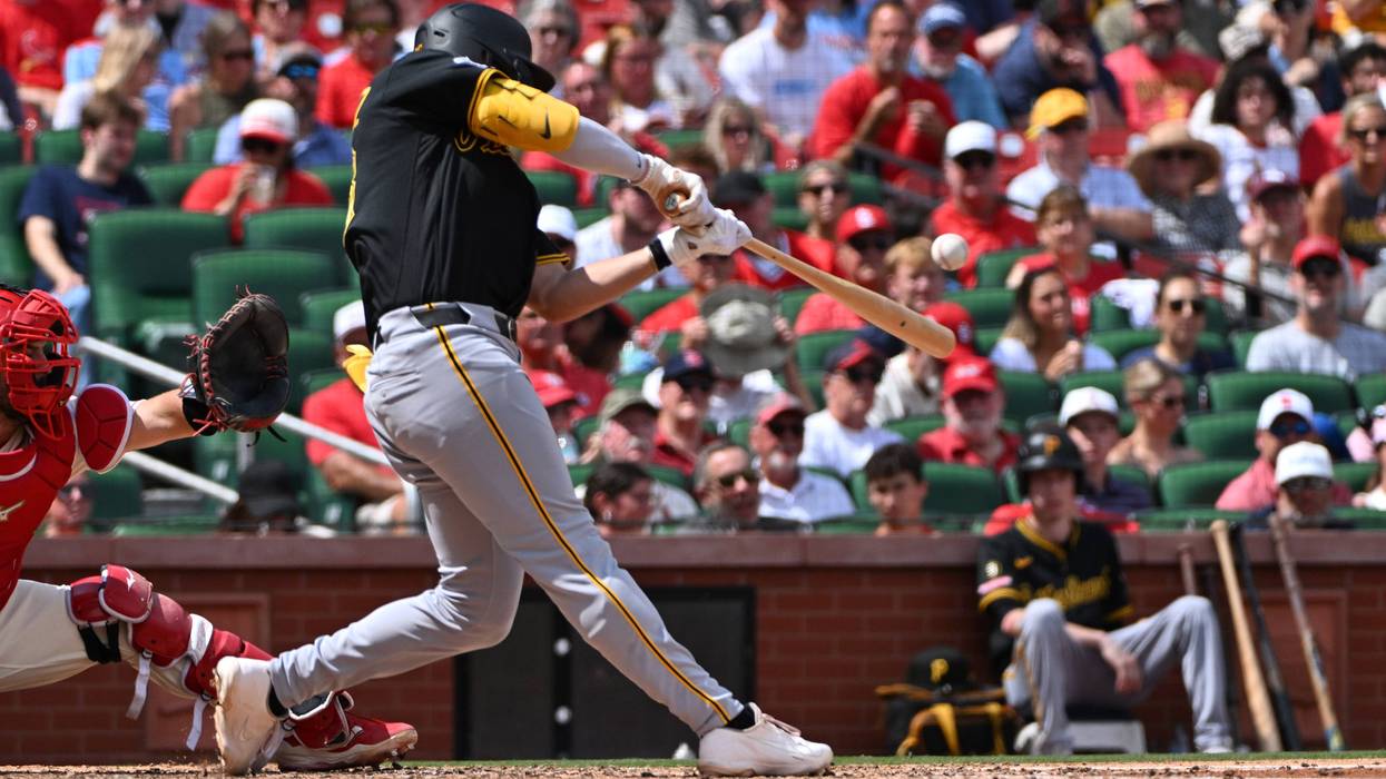 PIRATAS CARDENALES 27