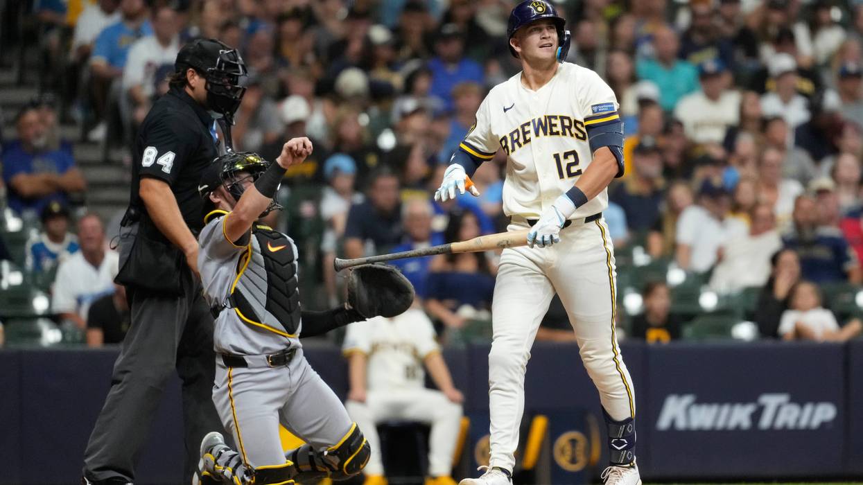 Pirates Brewers Baseball