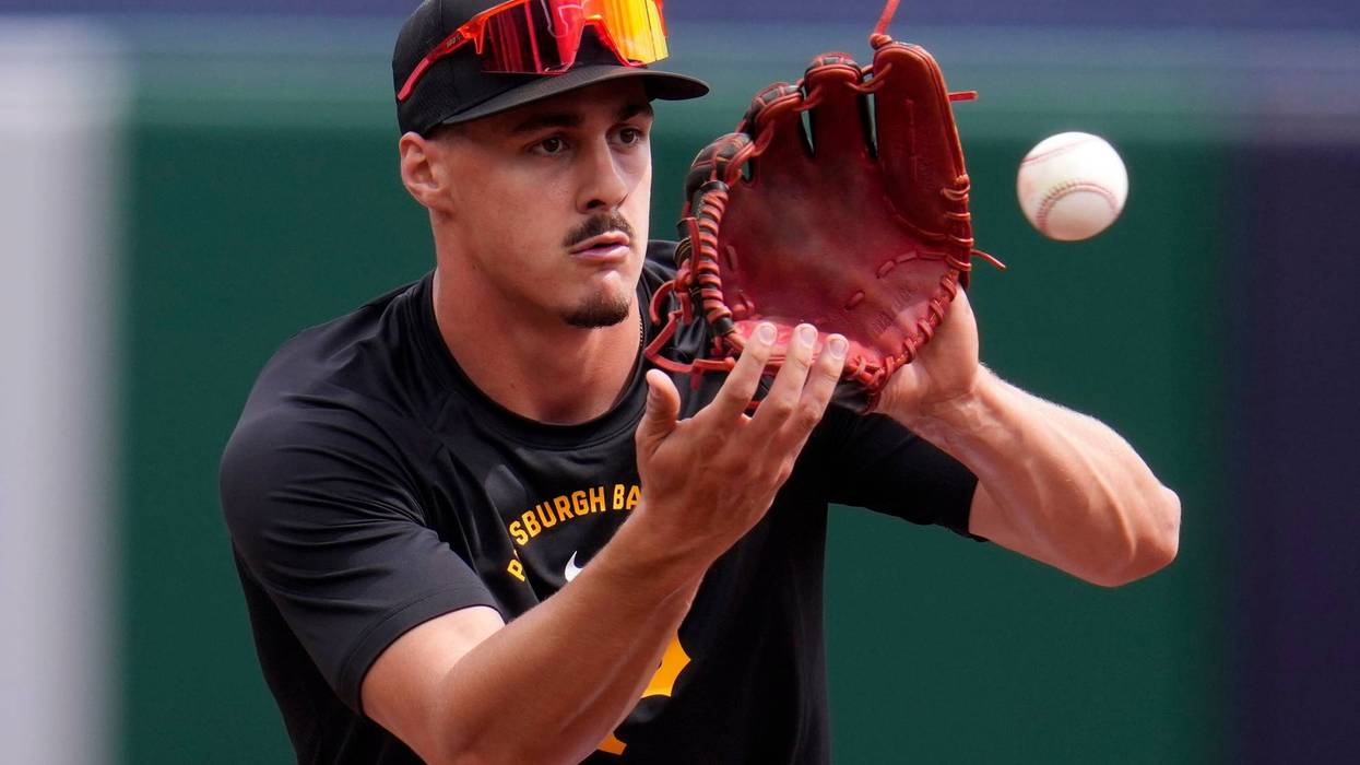 Pirates Griffin Debuts Baseball
