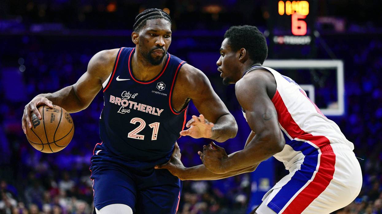Pistons 76ers Basketball