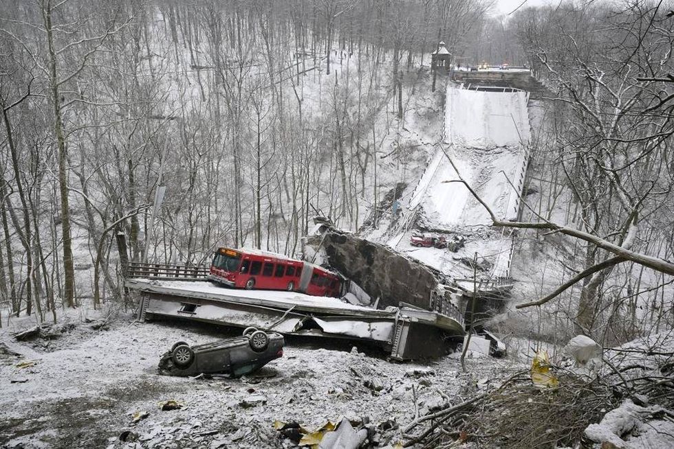 Pittsburgh bridge collapse