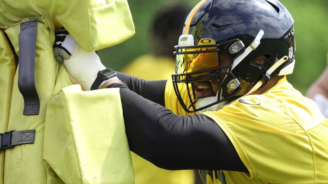 Pittsburgh Steelers defensive end Cameron Heyward (97) participates in organized team activities at UPMC Rooney Sports Complex.