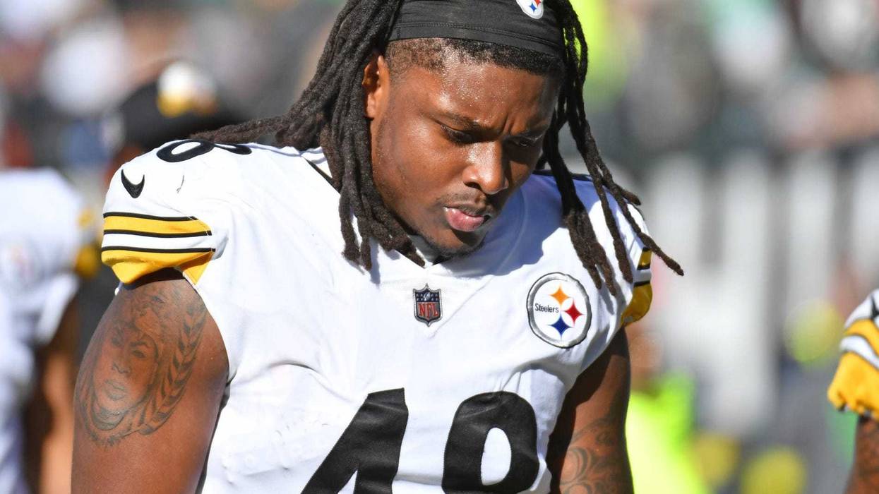 Pittsburgh Steelers linebacker Jamir Jones (48) runs off the field at half-time against the Philadelphia Eagles