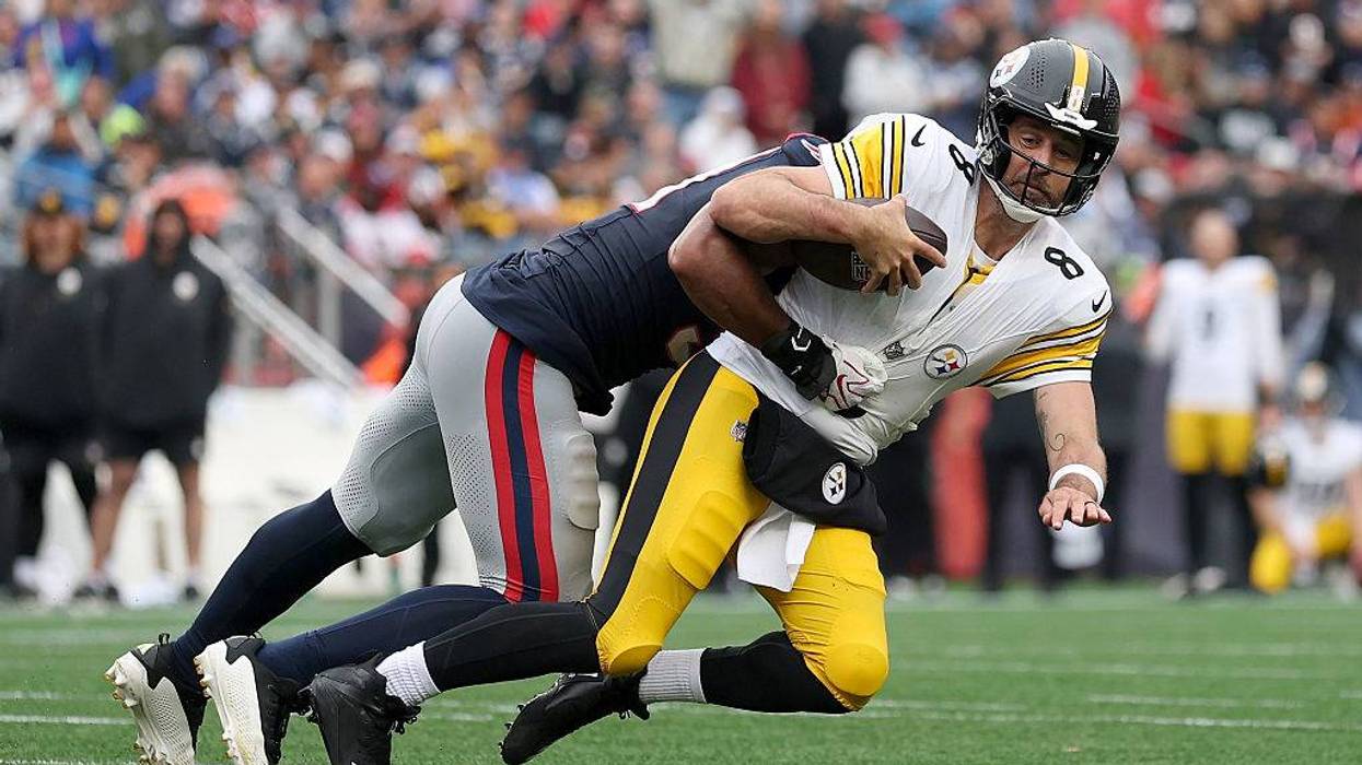 Pittsburgh Steelers v New England Patriots