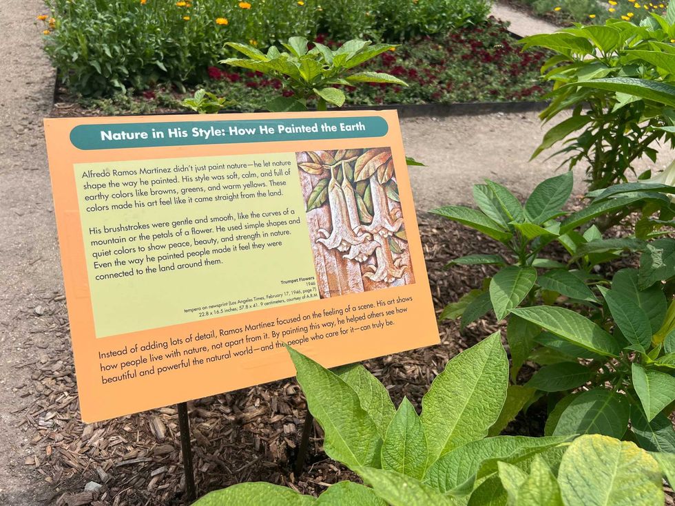 Placards with information about Martínez