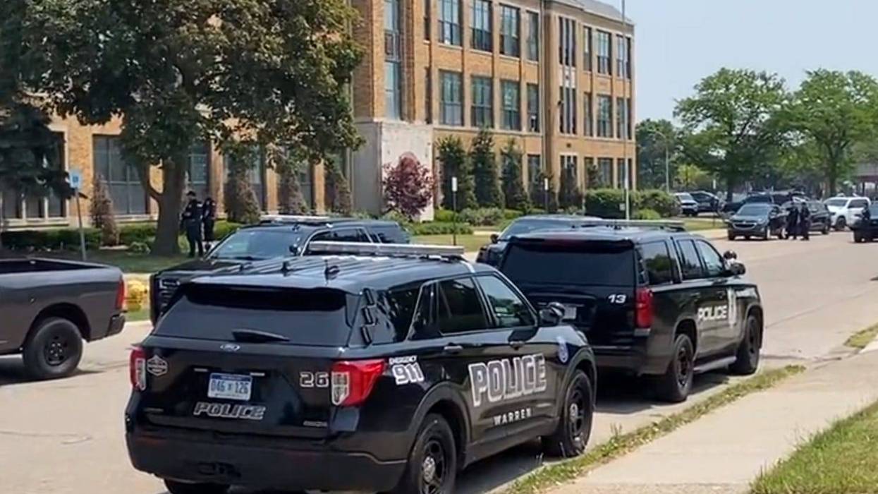 Police are at the scene of a developing situation involving an school threat at Eastpointe High School, authorities say.