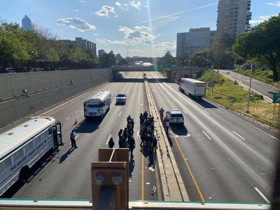 Police arrest protesters on expressway